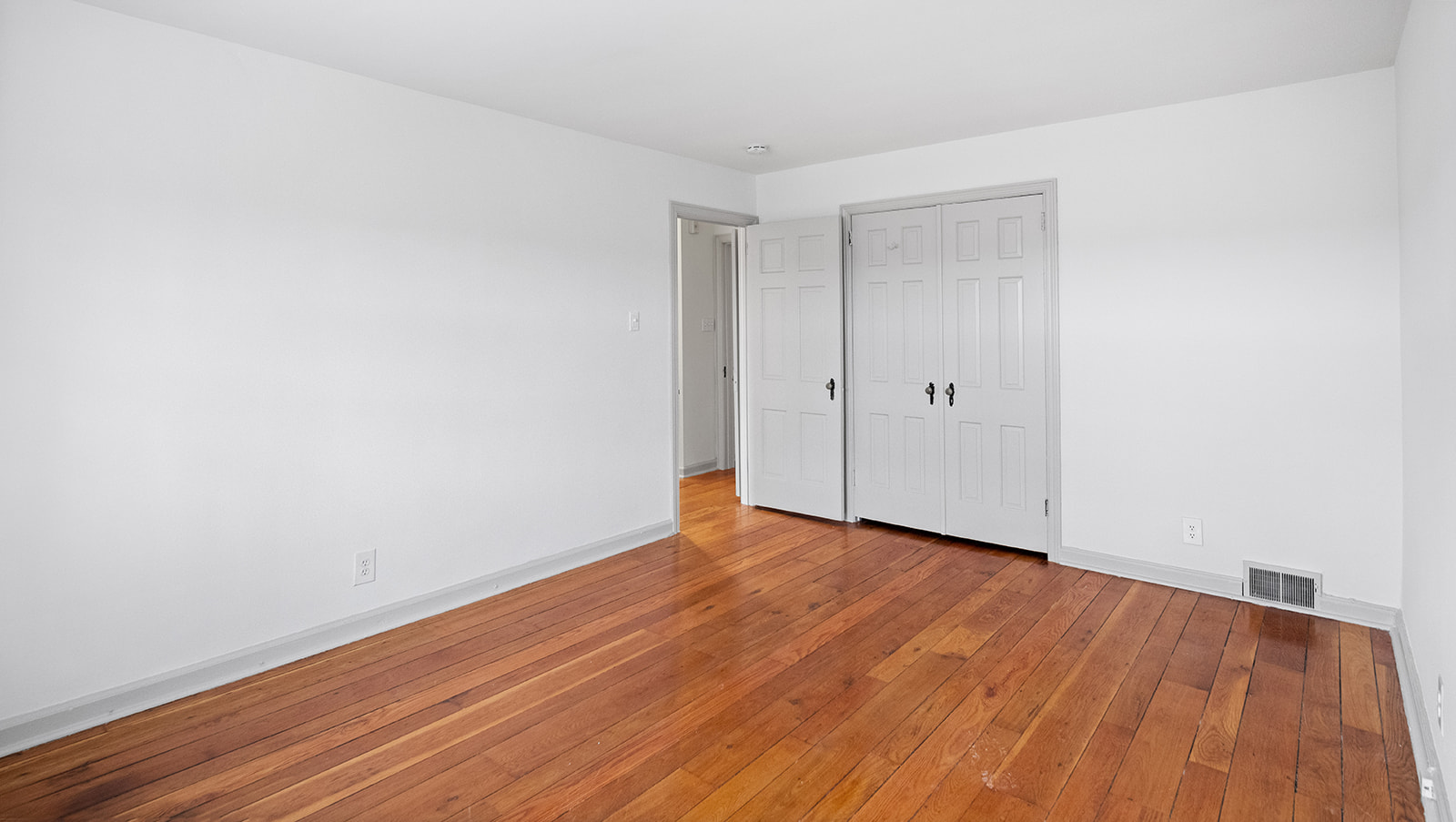 2920 Midvale Ave.