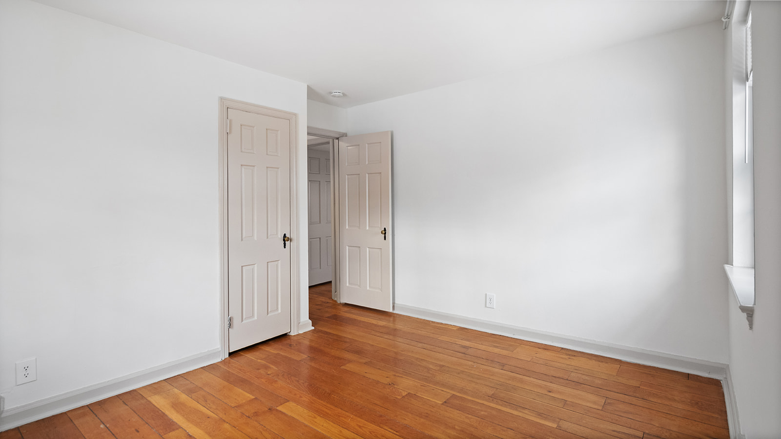 2920 Midvale Ave.