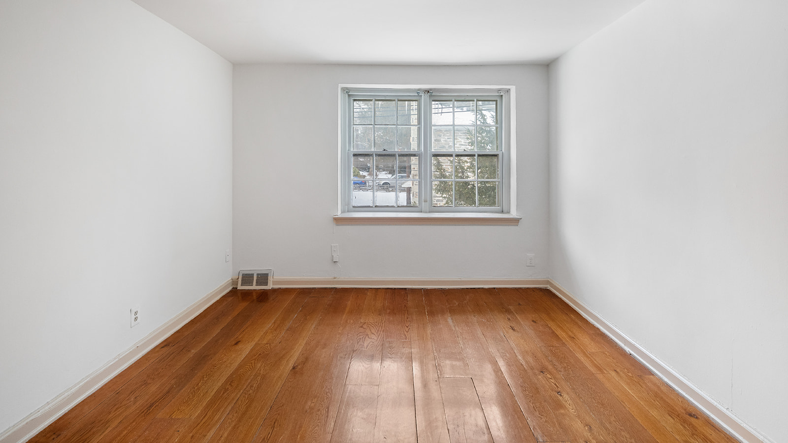2920 Midvale Ave.